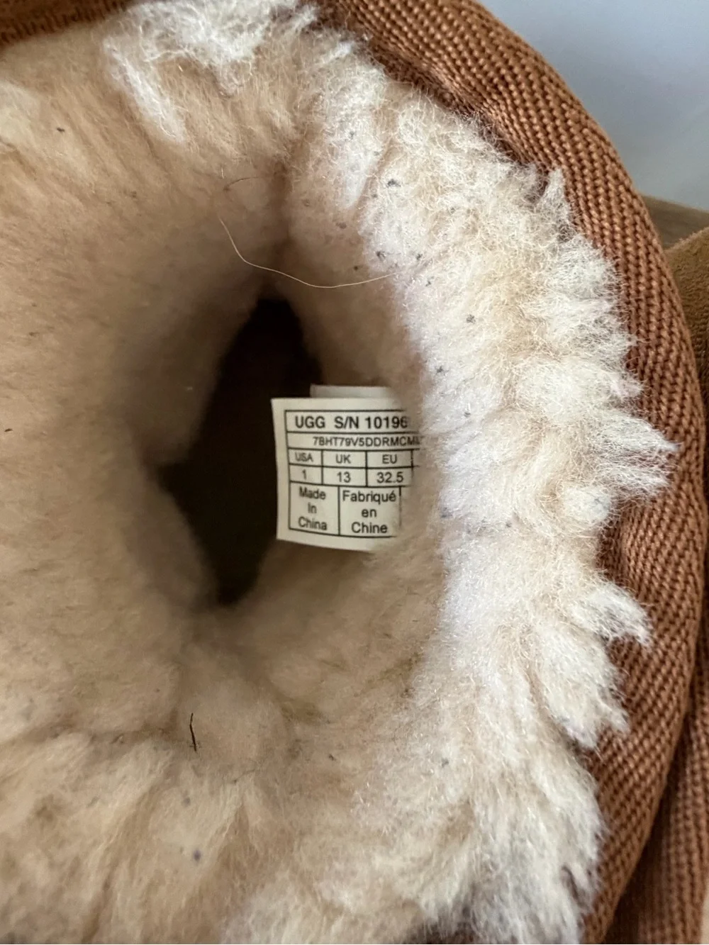 UGG Kids Tan Star-Print Shearling Boots size 1.